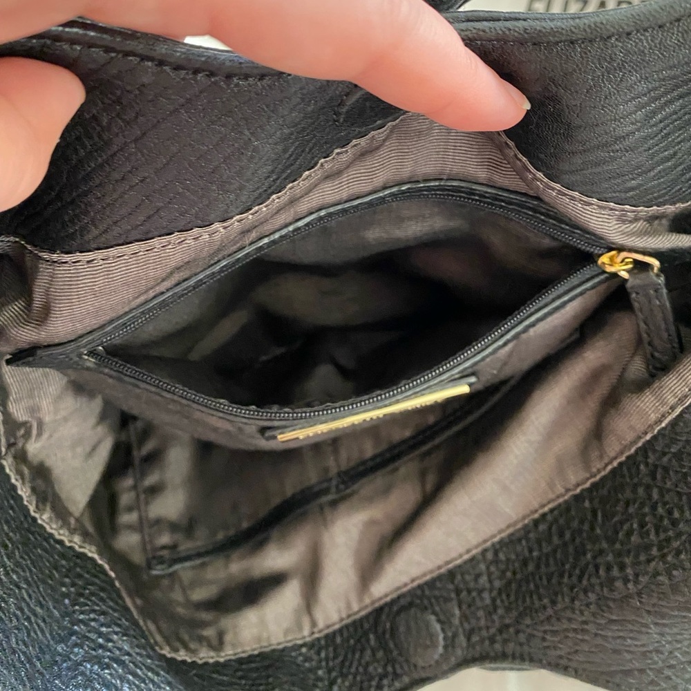 Elizabeth and James Cynnie black pebble leather tote bag - Picture 5 of 11